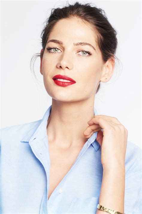 How To Wear Red Lipstick 3 Best Red Lipstick Looks
