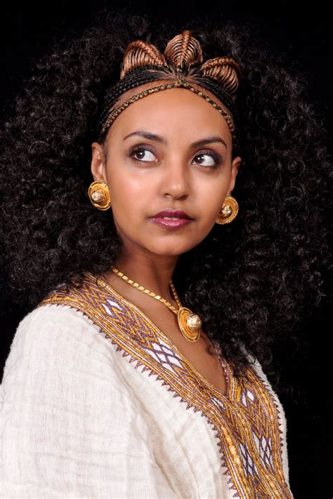 Ethiopian Wedding Hairstyle In 2022 Ethiopian Hair African Hairstyles Natural Hair Styles