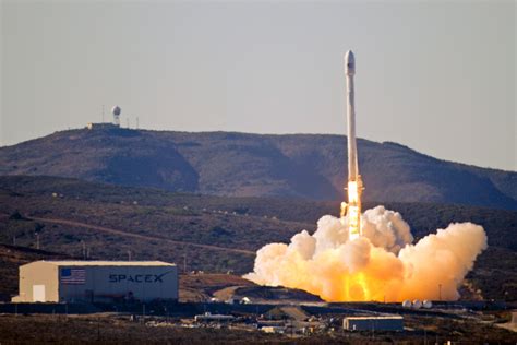 Spacex Getting Ready To Test Reusable Rocket Booster