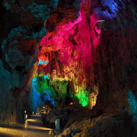 8 Amazing Limestone Caves Of Japan Great For An Adventure Tsunagu