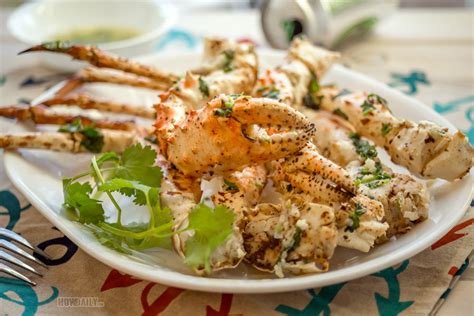Boiling is the easiest way to cook crab legs. Oven Baked Crab Legs Recipe and Garlic Butter Dipping Sauce