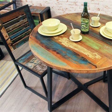 A amazing 80 round solid walnut dining table with a linseed oil finish. Industrial Chic Round Dining Table