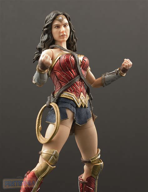 Mezco Toys One Collective DC Cinematic Wonder Woman Action Figure Promote Sale Price Good