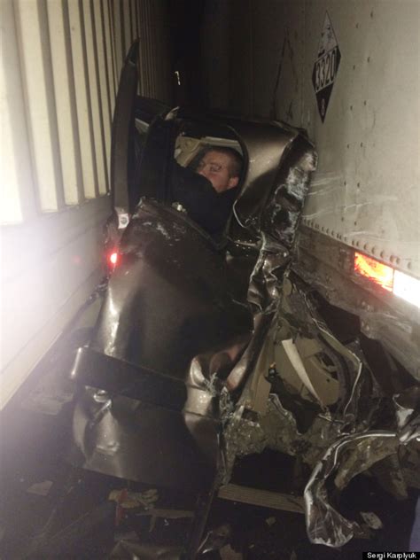 Driver Sandwiched By 2 Semi Trucks Describes Horrifying Crash Photo Huffpost