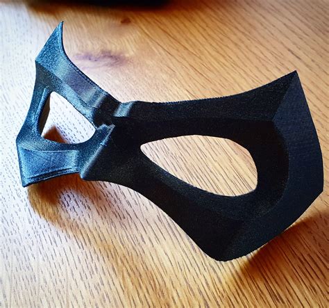 Free Stl File Robin Mask Arkham Knight 🎲・3d Print Object To Download・cults