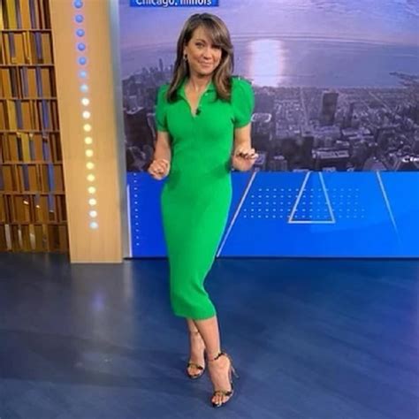 Ginger Zee Bares Sexy Toes In Heels With Green Skintight Dress