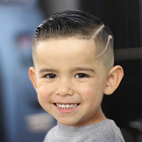 See more ideas about kids hairstyles, boys haircuts, boy hairstyles. Coupe petit garçon 2021 - Astuces pour femmes