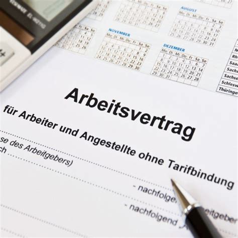 Die abmahnung ist ein mögliches instrument, um arbeitnehmer, die ihren verpflichtungen gemäß ihrem arbeitsvertrag nicht oder nur unzureichend nachkommen, zu rügen bzw. Formular Arbeitsvertrag » vorlage-formulare.com