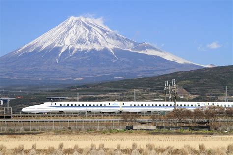 The History Of The Shinkansen Japans Fantastic Bullet Train