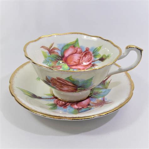 Paragon Pink Sweetheart Rose Tea Cup And Saucer Green And Etsy Canada Tea Cups Rose Tea Cup