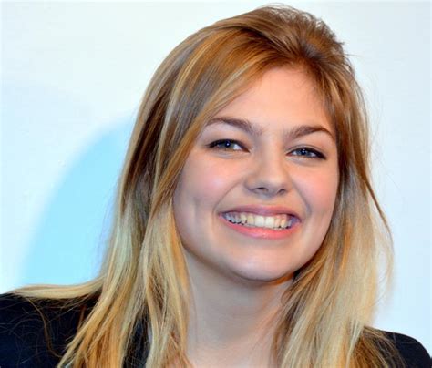Lt → french, english → louane (43 songs translated 267 times to 29 languages). Louane EMERA - Chanteur - Brand and Celebrities