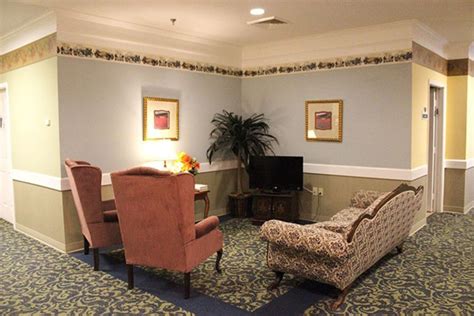 Comprehensive eye exams by local eye doctors. Windsor Gardens - Georgetown, KY - SeniorHousingNet.com