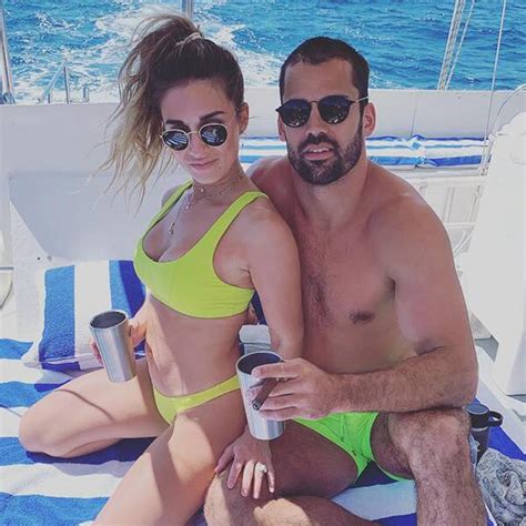 See The Nude Photo Jessie James Decker Took Of Husband Eric While He