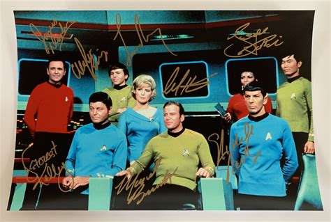 Star Trek 1966 Cast Signed Autographed 8x12 Photo William Shatner