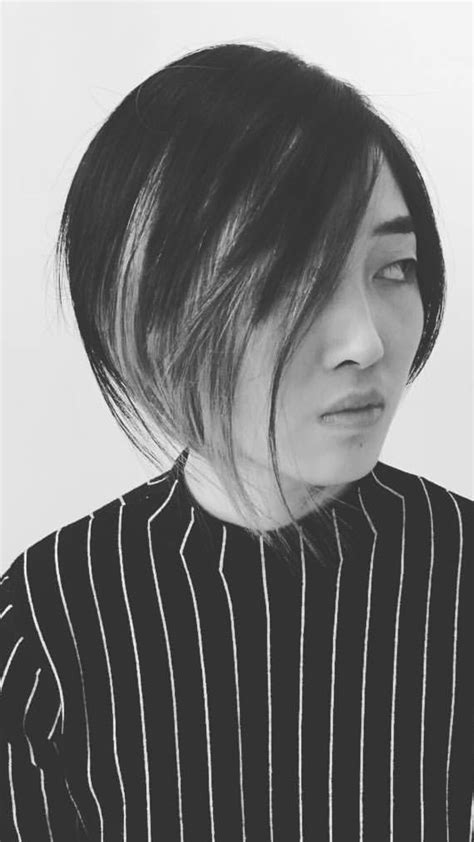 Browse our collection below of 2018′s best hottest hairstyles for girls and women with short hair. Hair coloring (With images) | Short hair styles, Hair ...