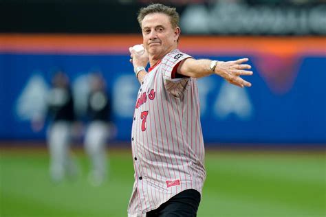 Rick Pitino In Ny State Of Mind At St John S Throws Out First Pitch Before Subway Series