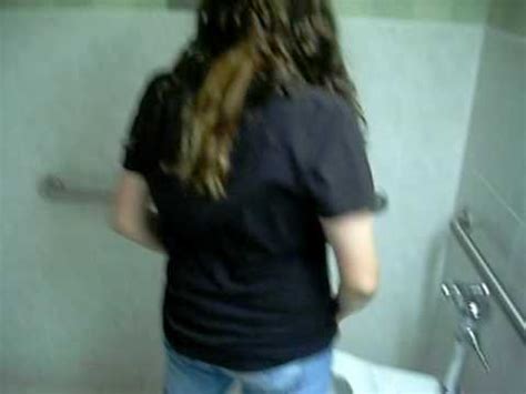 Some Lady Peeing Standing Up Youtube