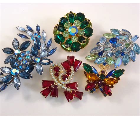 How To Pick Vintage Rhinestone Jewelry That Sells Antique Trader