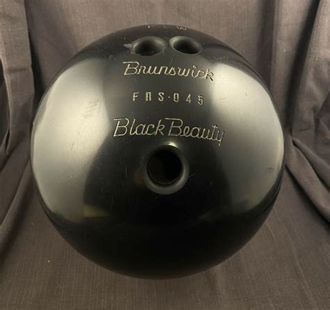 Brunswick Black Beauty Bowling Ball Approximately 83 Pounds Ebay In