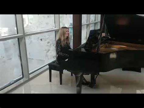 Lovely Female Lobby Pianist Dubai Entertainment Agency Dubai Music Booking Service Youtube