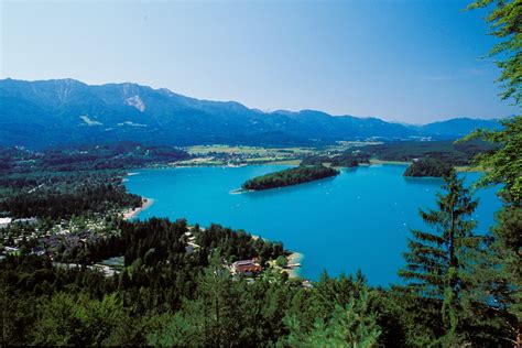 Beautiful Lake In The Resort Faakersee Austria Wallpapers