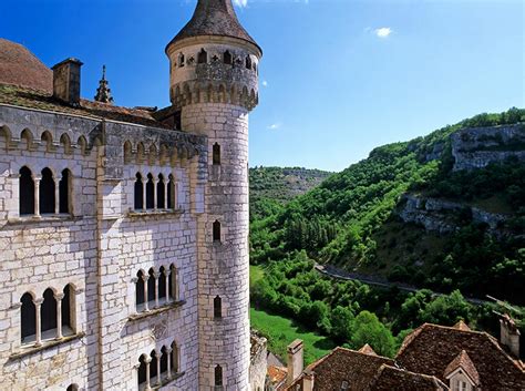 Sign up to receive emails and discover a world of exclusive fashion rewards and vip benefits. ¿Por qué es tan bonito el pueblo de Rocamadour?