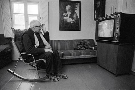 Why Was It So Dangerous To Watch Soviet Tv Sets Russia