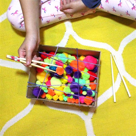 Pom Pom Crafts Easy Craft Ideas For Kids To Make At Home Merrilulu
