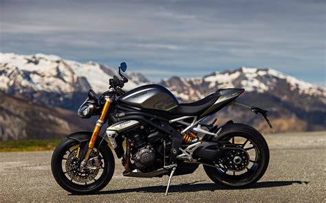 Download Wallpapers Triumph Speed Triple 2021 Side View Exterior
