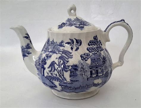 Vintage Sadler Blue And White Teapot Blue Willow Etsy Uk Tea Pots
