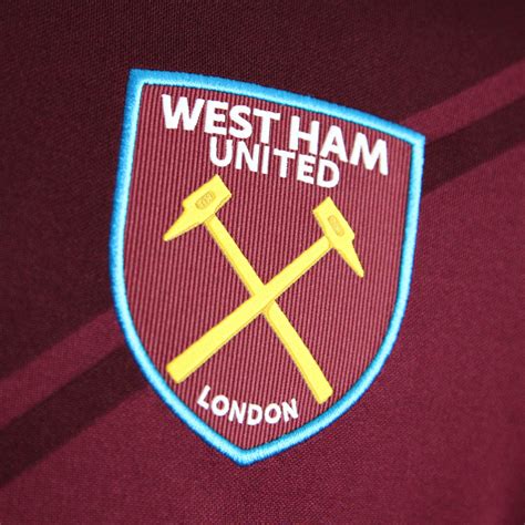 Includes the latest news stories, results, fixtures, video and audio. West Ham United 17-18 Home Kit Released - Footy Headlines