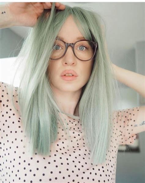 Energize Yourself With These Fabulous Mint Green Hair Ideas