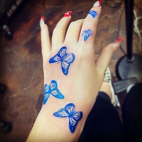 Cute Butterfly Hand Tattoos For Females Desearimposibles