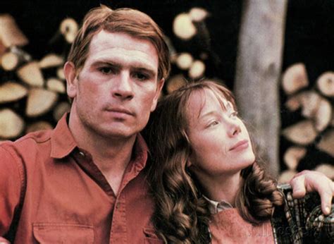 Coal miners daughter clip of sissy spacek as loretta lynn in the movie coal miners enjoy sissy spacek's moving speech as she accepts loretta lynn's cmt artist of a lifetime honor. Sissy Spacek & Tommy Lee Jones, Coal Miner's Daughter from ...