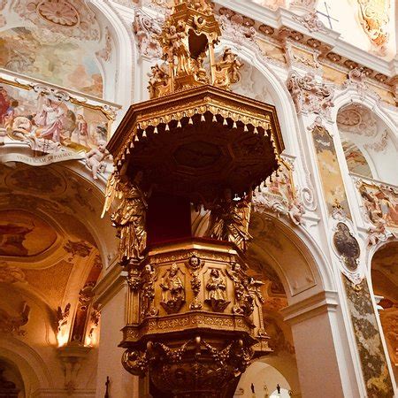 Sollte die ausfahrschranke nicht geöffnet sein, können sie ihr einfahrticket auch als ausfahrticket nutzen. Kardinal-Döpfner-Haus - Freising - Bewertungen und Fotos