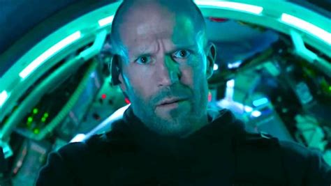 The Meg With Jason Statham Official Trailer Video Dailymotion