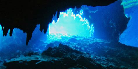 Cool Underwater Caves