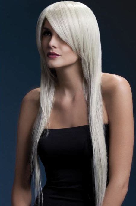 Deluxe Blonde Amber Wig