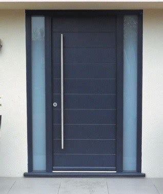 Bagian terpenting ini pastinya akan selalu ada di setiap rumah. Pintu Rumah Minimalis dan Cara Memilihnya - RumahLia.com