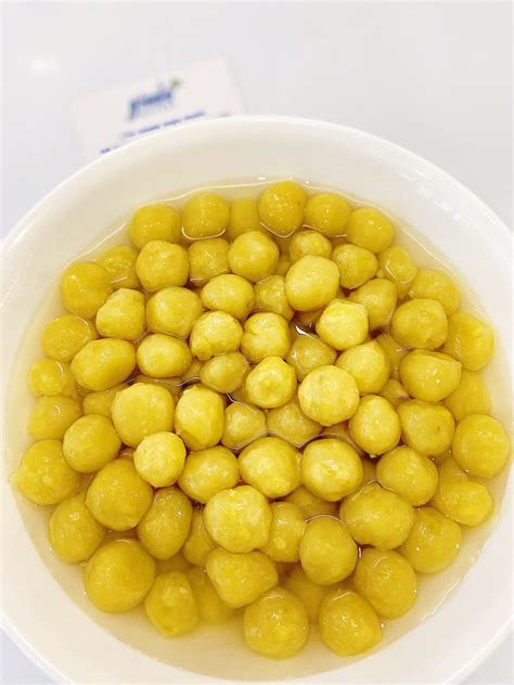 Cụ thể, với món chè, bạn sẽ được học cách làm chè khúc bạch, chè khoai dẻo, chè sương sa hạt lựu, chè chuối chưng, chè bơ, chè xoài. Chè đậu xanh khoai dẻo (ly) - Giada Market