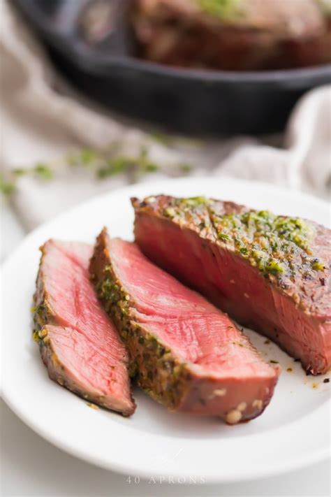 cooking filet mignon roast combine the oil mustard garlic rosemary and pepper in a small bowl