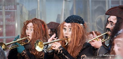 Einsiedeln tourismus daten einsiedeln tourismus webseite (einsiedeln.ch). Swiss Spring Carnival: Fasnacht in Einsiedeln - Baby Routes