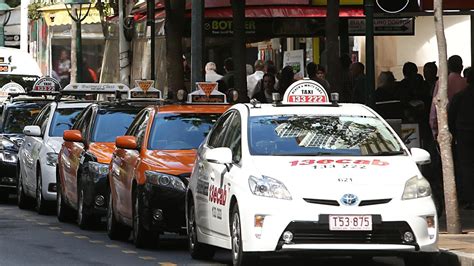 P2p Transport Buys Brisbanes Black And White Cabs The Courier Mail