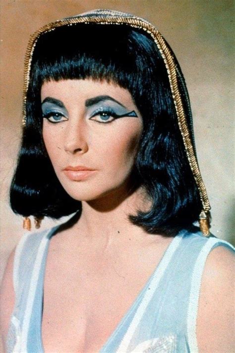 Elizabeth Taylor In Cleopatra 1963 Elizabeth Taylor Eyes Elizabeth