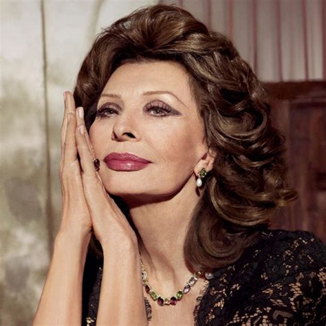Sophia Loren 81 Gets Her Own Dolce And Gabbana Lipstick Shade E Online