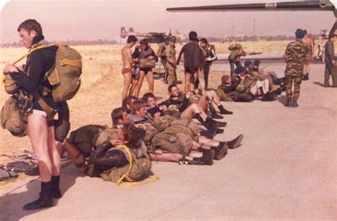 22 Sas D Troop17 Squadron 1981—waiting For The Sun To Go Down