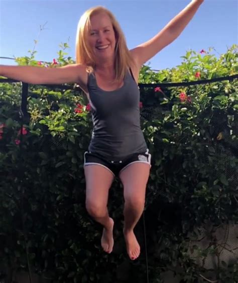 Angela Kinsey Nude Pictures Can Sweep You Off Your Feet The Viraler
