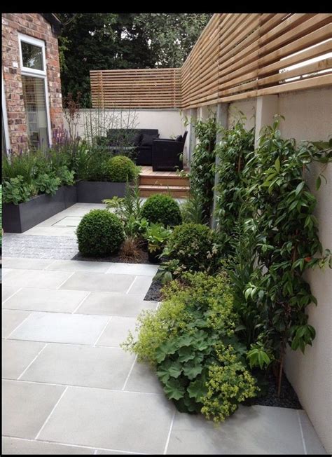 A courtyard or court is a circumscribed area, often surrounded by a building or complex, that is open to the sky. 70+ Stunning Low Maintenance Front Yard & Backyard ...