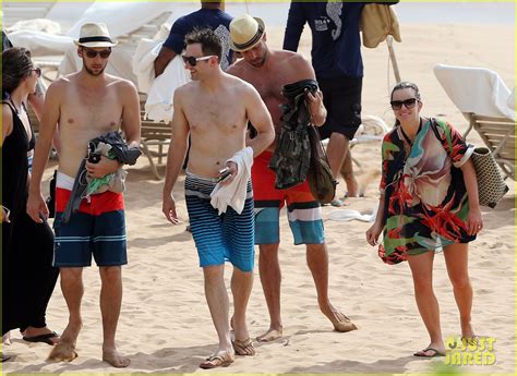 Last modified january 7, 2021. Zachary Levi Goes Shirtless for Hawaii Beach Vacation ...