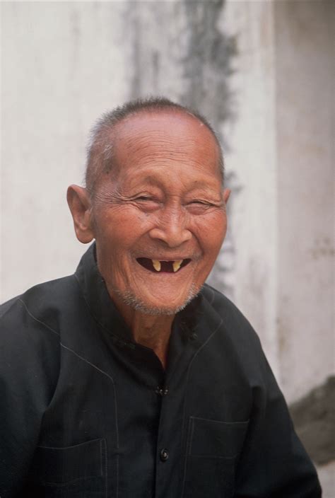 Laughing Pictures Old Man Laughing Laughing Images Laughing Pictures People Laughing